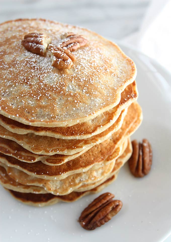 Banana Pecan Pancakes | thekitchenpaper.com