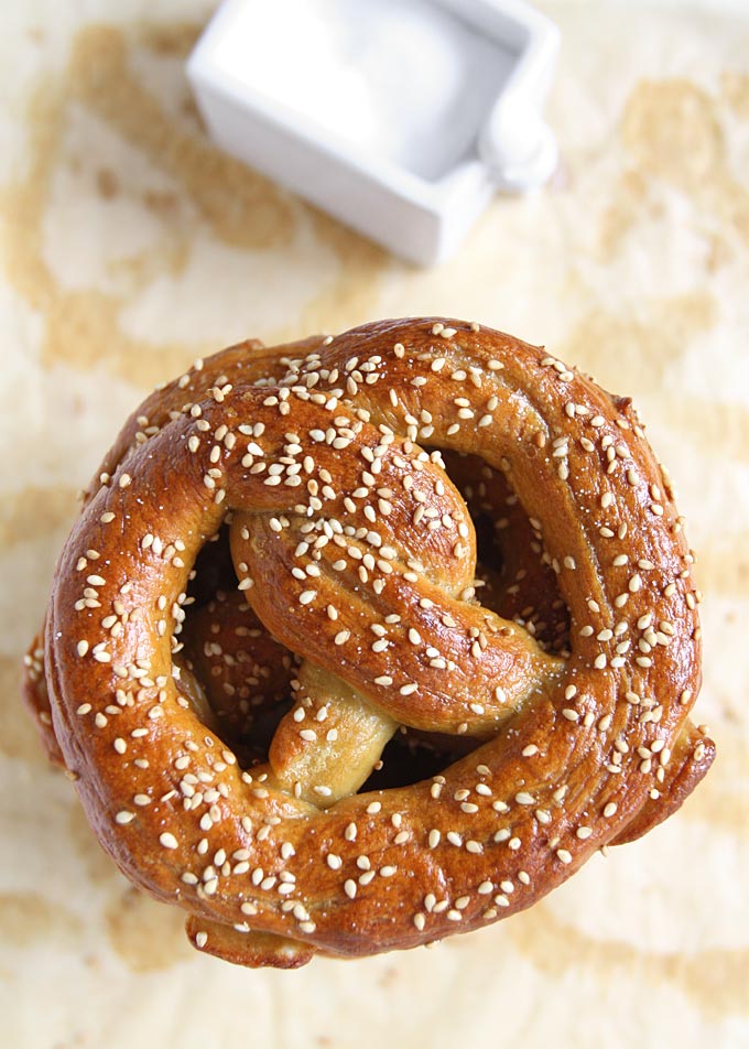 Soft Pretzels | thekitchenpaper.com