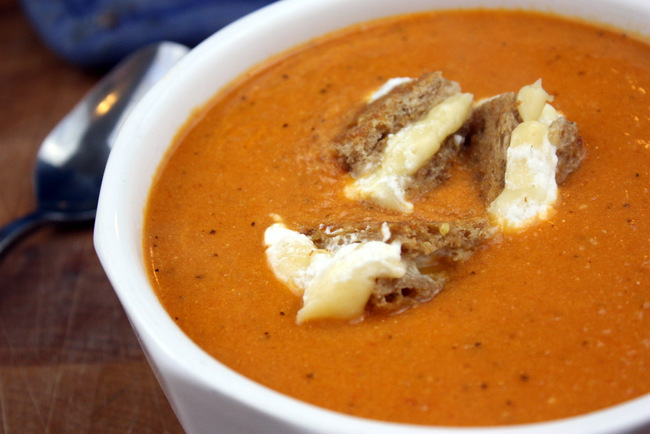 tomato soup with green chiles and grilled cheese