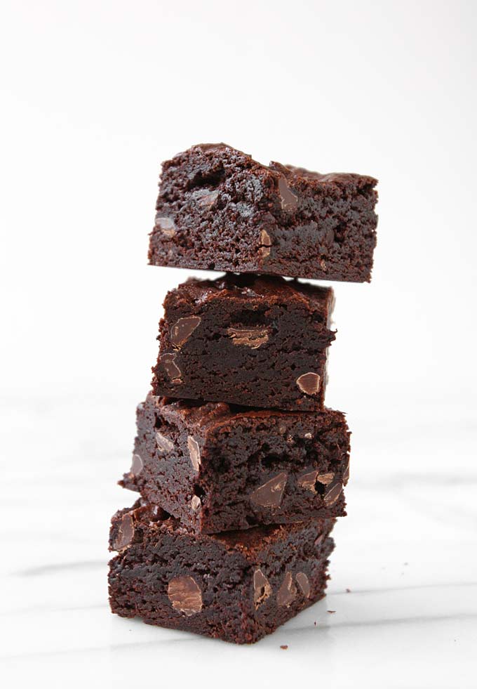 Favorite Fudge Brownies | thekitchenpaper.com