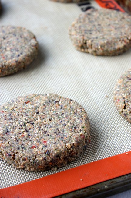 black bean veggie burgers