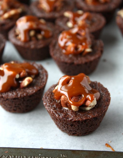 caramel pecan chocolate brownies