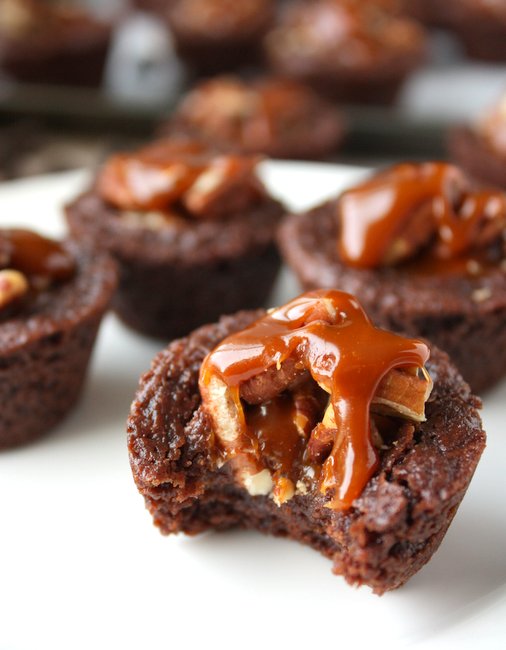 caramel pecan chocolate brownies