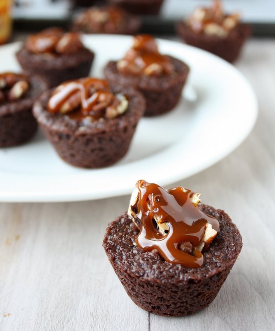 caramel pecan chocolate brownies