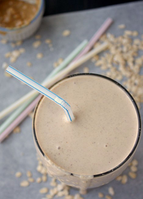 Peanut Butter-Banana Oatmeal Smoothie | thekitchenpaper.com