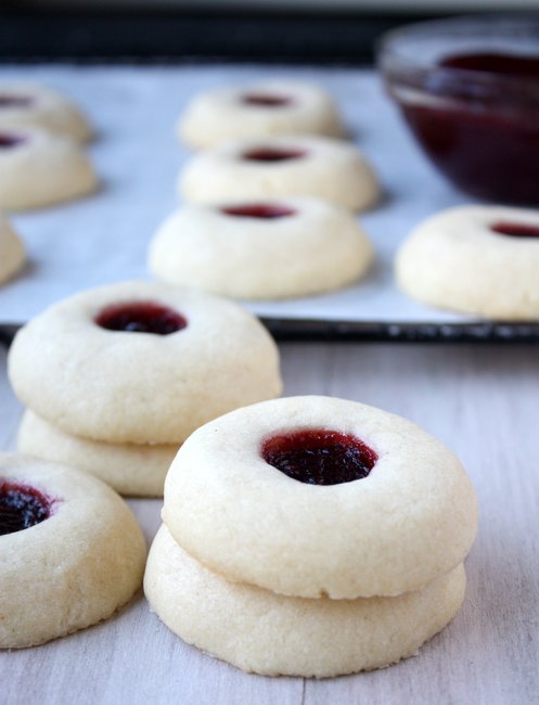 raspberry thumbprint cookies