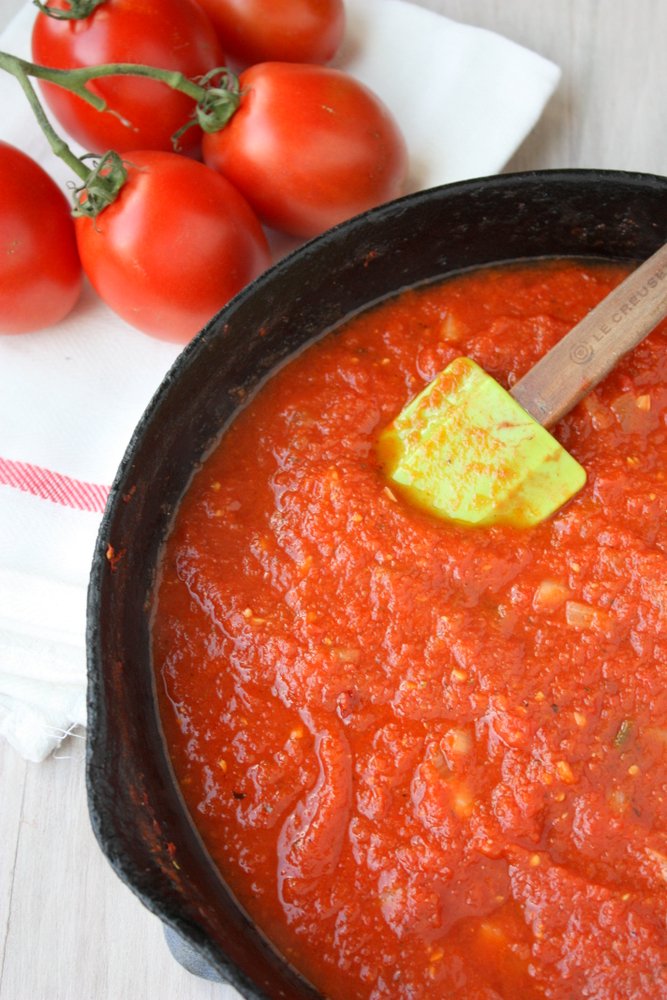 homemade pizza sauce