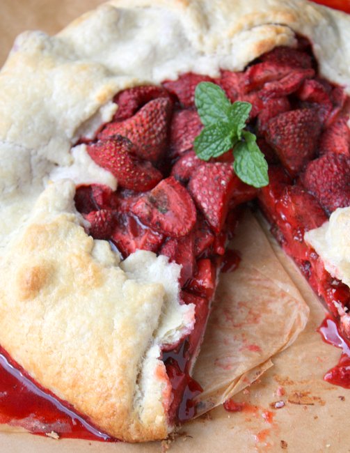 strawberry vanilla mint galette