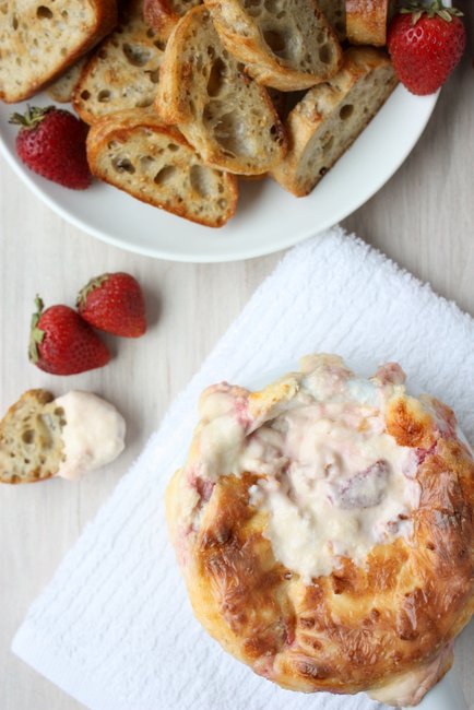 Hot Smoked Gouda Strawberry Cheese Dip