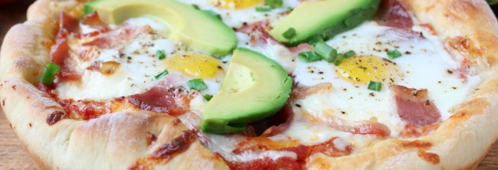 skillet breakfast pizza