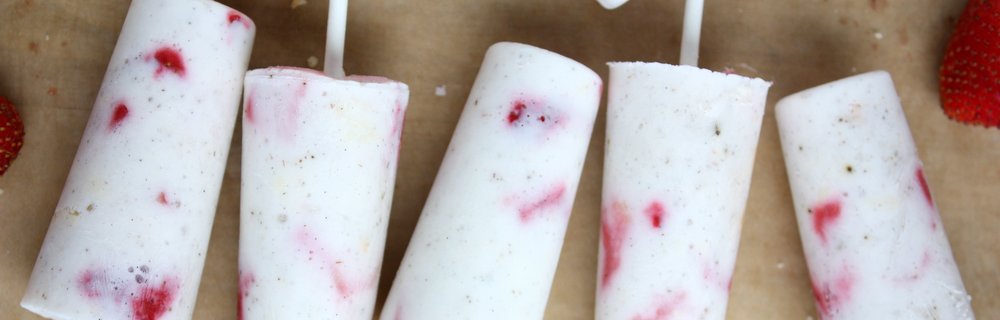 Strawberry Shortcake Greek Yogurt Popsicles {with Chobani!}