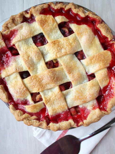 raspberry rhubarb pie