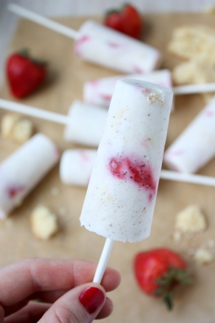 strawberry shortcake yogurt popsicles