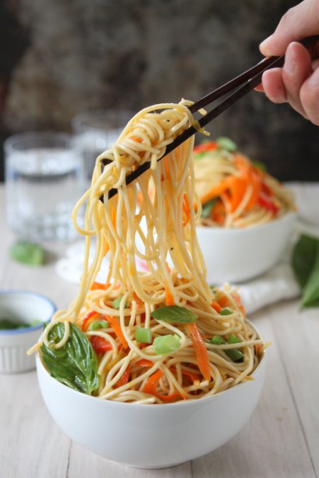 Cold Soba Noodles with Sesame Ginger Scallion Sauce