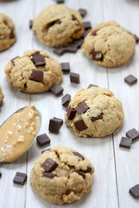 soft peanut butter chocolate chunk cookies