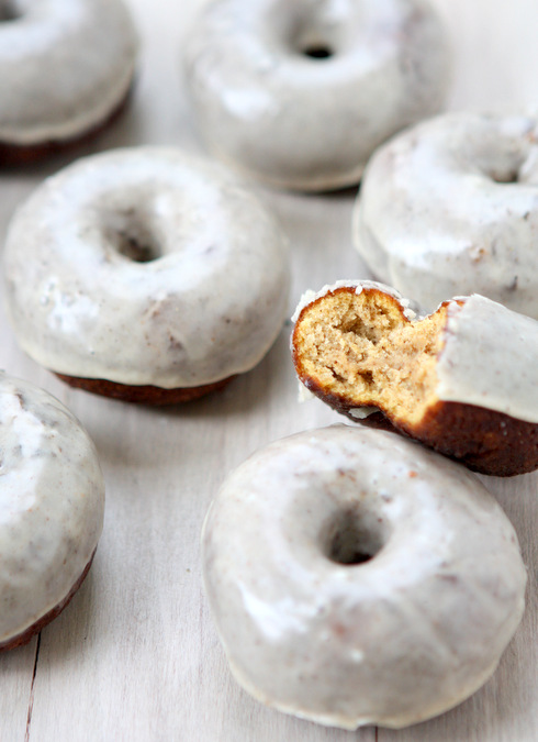 Pumpkin Spiced Cake Doughnuts with Spiced Maple Glaze