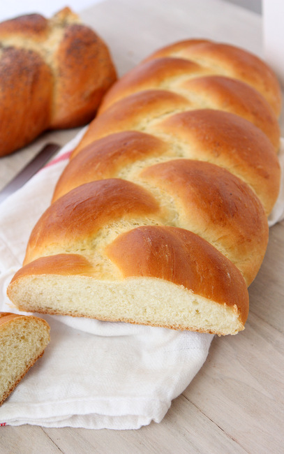 Challah Bread Recipe | thekitchenpaper.com