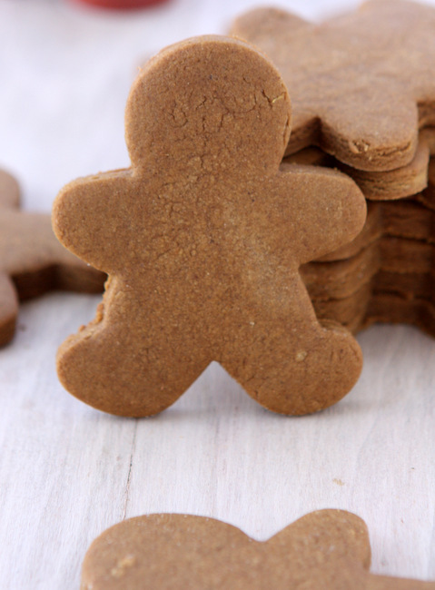 Gingerbread Cookies That Won't Spread | thekitchenpaper.com