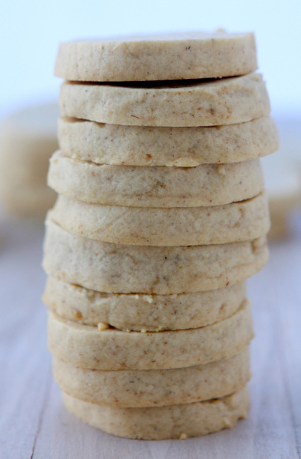 Brown Butter Lime Shortbread Cookies | thekitchenpaper.com