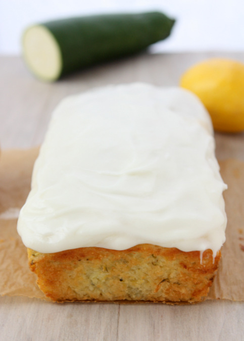 Lemon Zucchini Loaf | thekitchenpaper.com