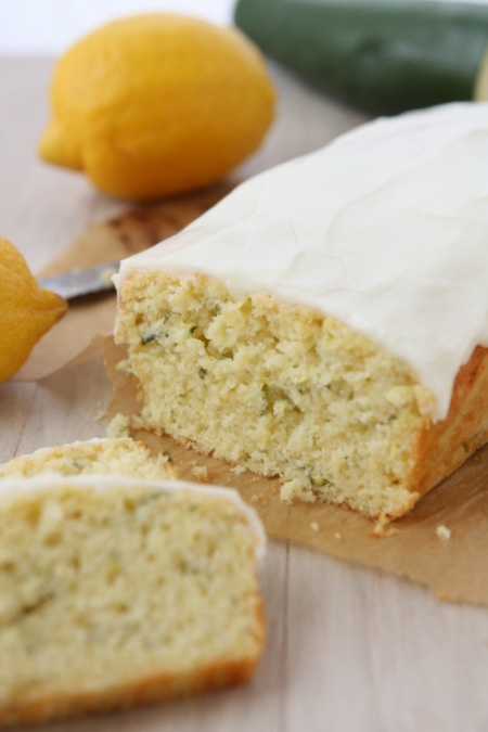 Lemon Zucchini Loaf | thekitchenpaper.com