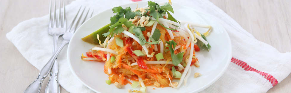 Spaghetti Squash Pad Thai | thekitchenpaper.com