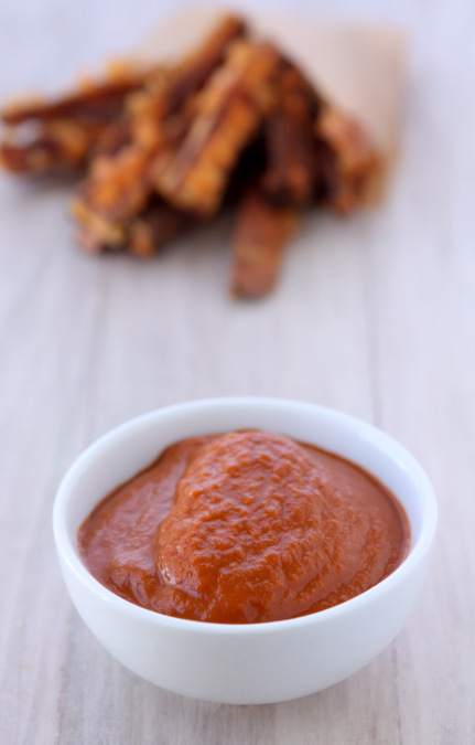 Smoky Jalapeño Ketchup with Sweet Potato Fries | thekitchenpaper.com