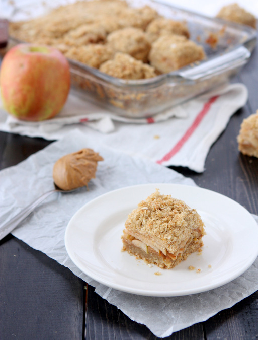 Apple Peanut Butter Oatmeal Bars | thekitchenpaper.com