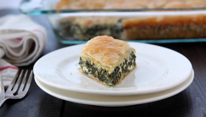 Classic Spanakopita | thekitchenpaper.com