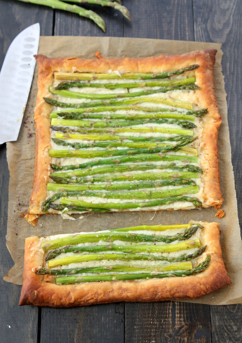 Gruyere Asparagus Tart | thekitchenpaper.com