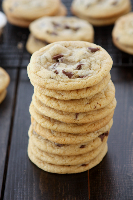 Classic Soft Chocolate Chip Cookies | thekitchenpaper.com