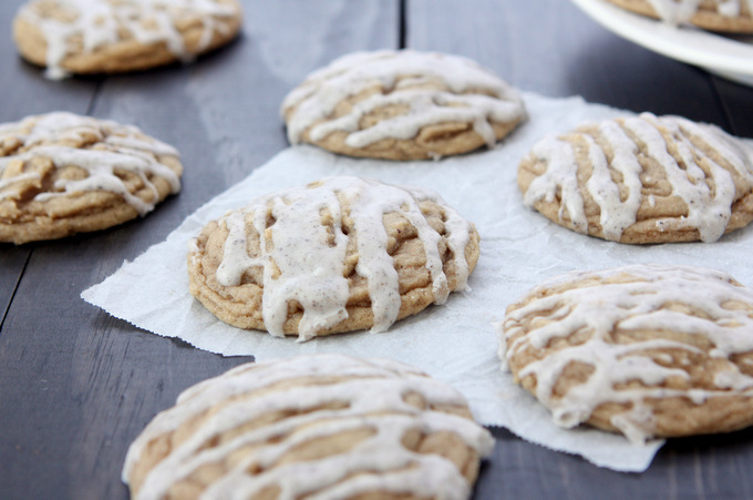 Spiced Vanilla Honey Cookies | thekitchenpaper.com