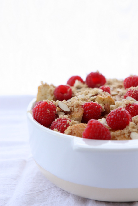 Baked Raspberry Almond French Toast | thekitchenpaper.com