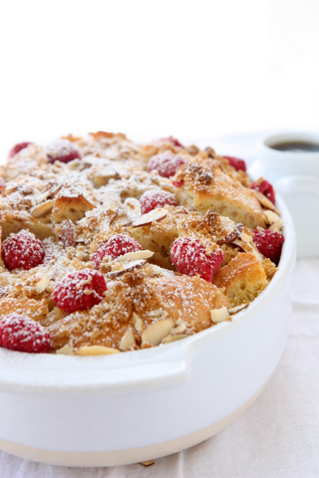 Baked Raspberry Almond French Toast | thekitchenpaper.com