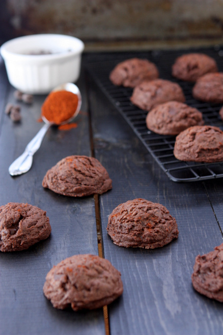 Chocolate Chili Cookies | thekitchenpaper.com