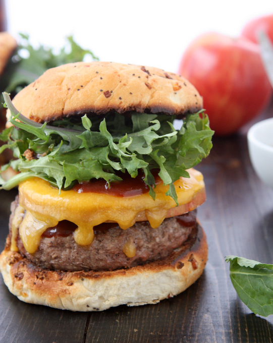 Cheddar Apple BBQ Burgers | thekitchenpaper.com