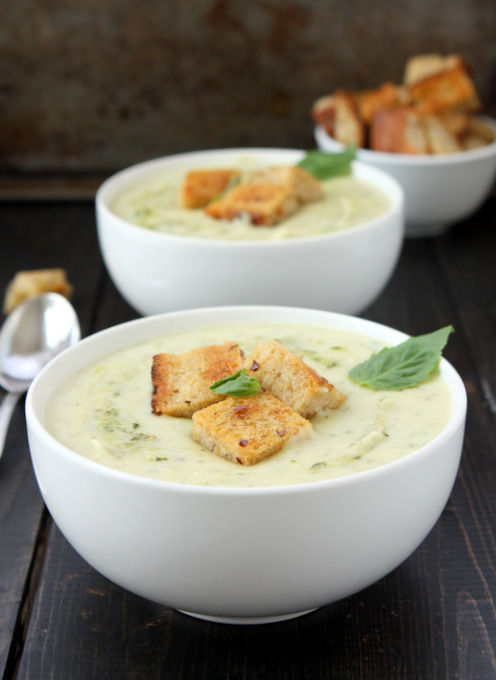 Pesto Potato Soup | thekitchenpaper.com