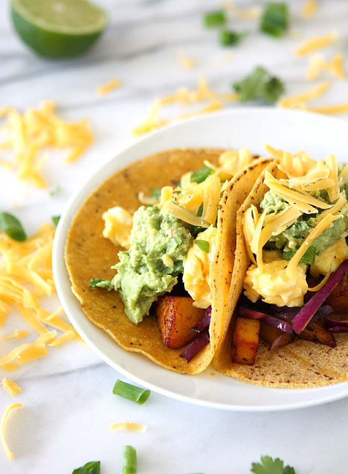 Chipotle Adobo Breakfast Tacos with Quick Guacamole | thekitchenpaper.com