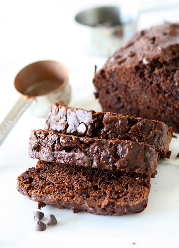 Whole Wheat Chocolate Zucchini Bread | thekitchenpaper.com