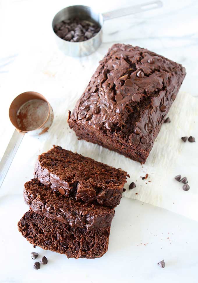 Whole Wheat Chocolate Zucchini Bread | thekitchenpaper.com