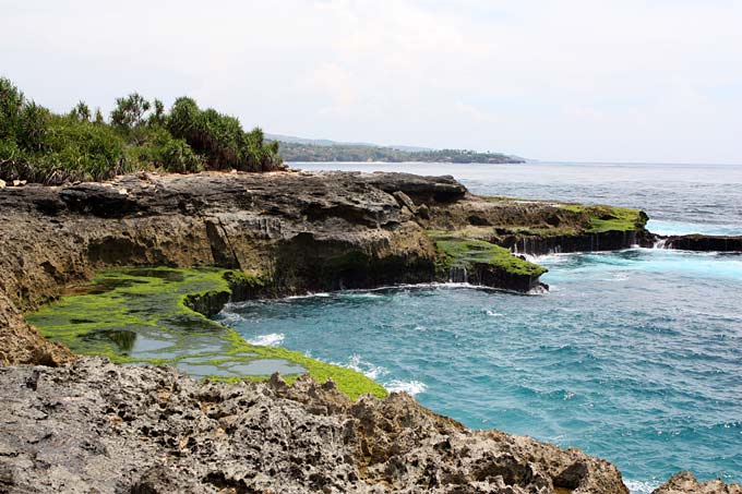 Nusa Lembongan via thekitchenpaper.com