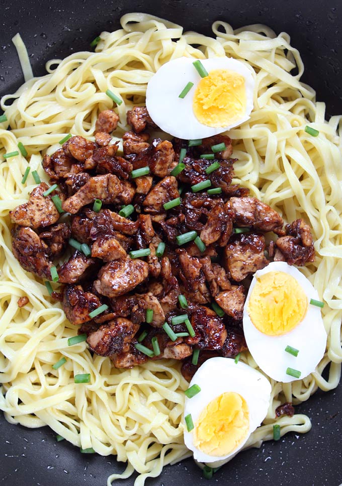 Taiwanese Tofu "Meat" Sauce | thekitchenpaper.com