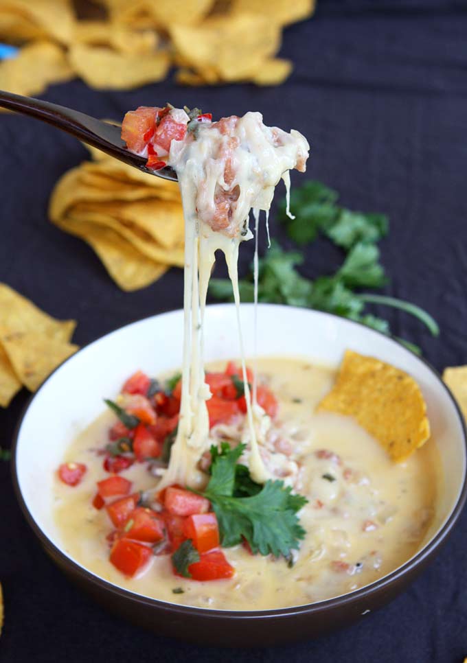 White Cheddar Sage Queso Fundido | thekitchenpaper.com