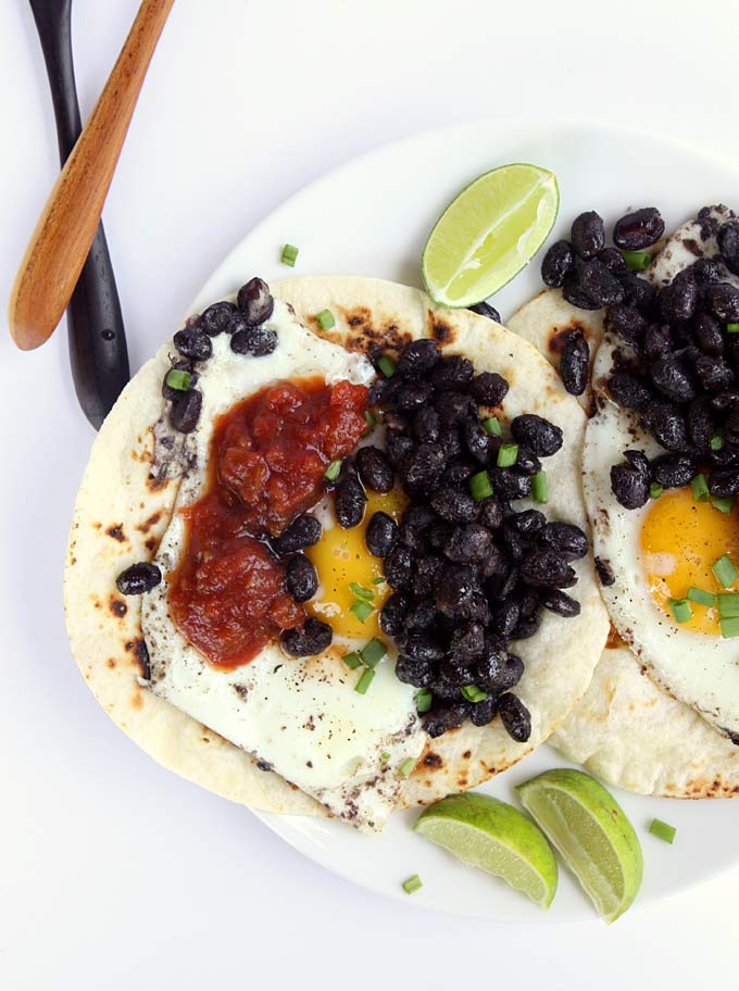 5 Minute Huevos Rancheros | thekitchenpaper.com