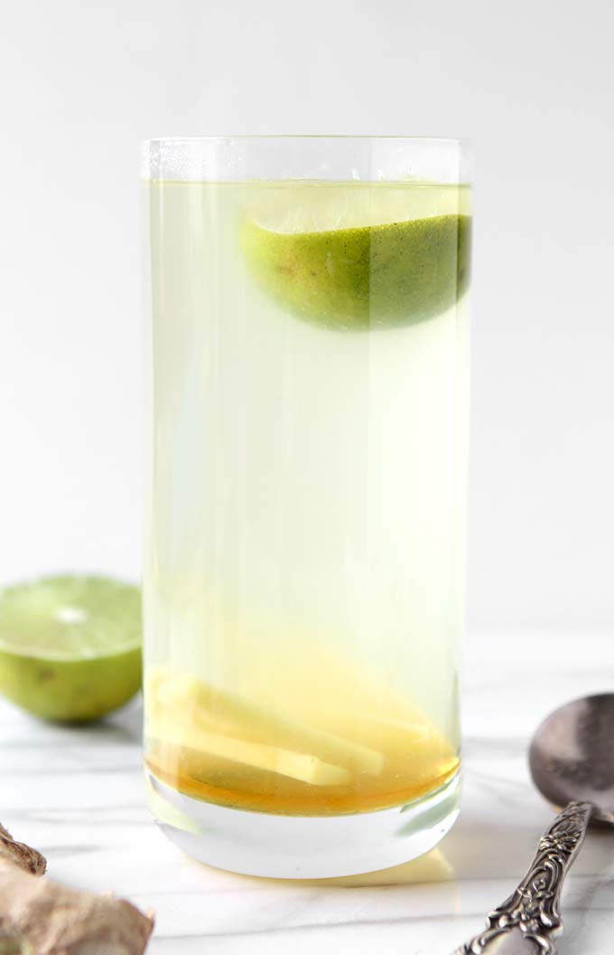 Hot Honey Ginger Lime Tea | thekitchenpaper.com