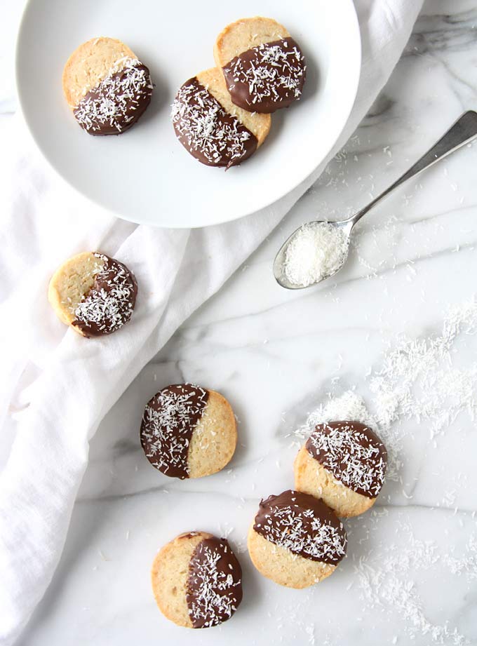 Toasted Coconut Candied Lemon Shortbread | thekitchenpaper.com