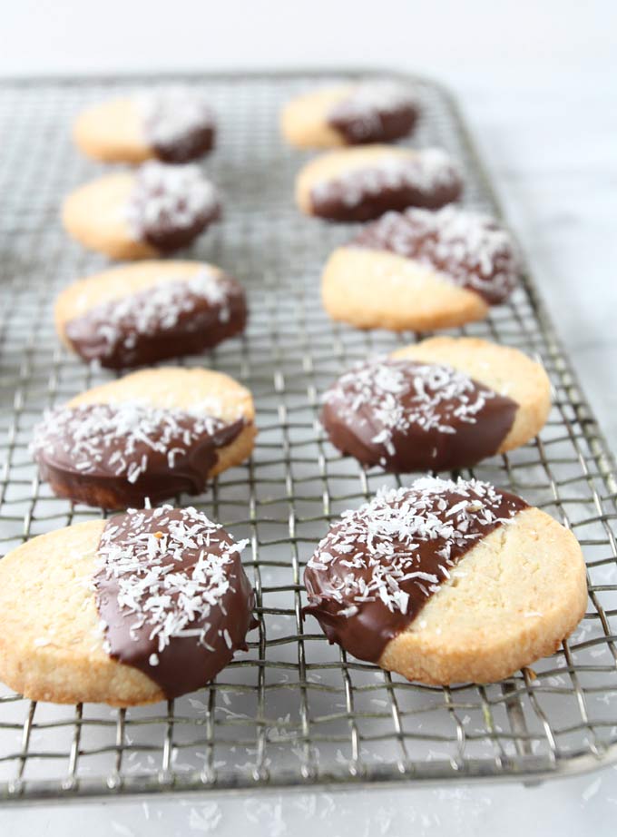 Toasted Coconut Candied Lemon Shortbread | thekitchenpaper.com