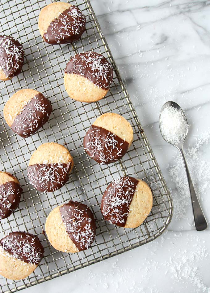 Toasted Coconut Candied Lemon Shortbread | thekitchenpaper.com