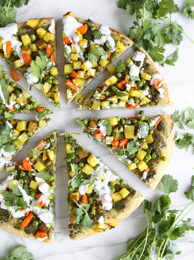 Vegetarian Samosa Pizza | thekitchenpaper.com