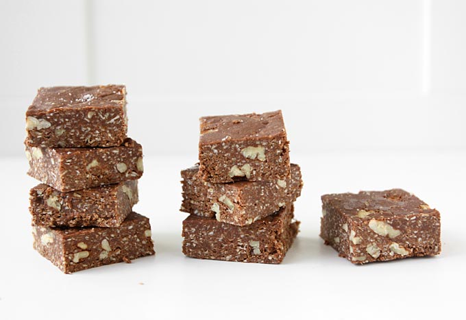 Salted Chocolate Oat Fudge | thekitchenpaper.com